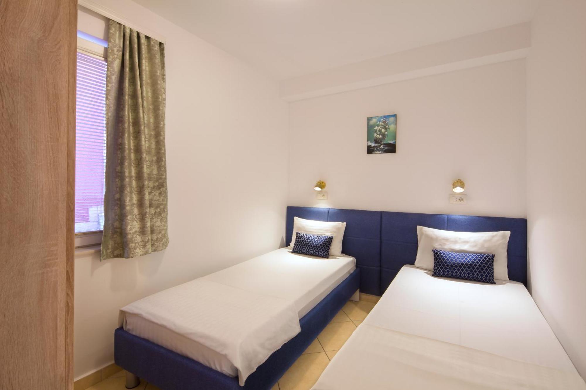 Spa Resort Becici Budva Bilik gambar